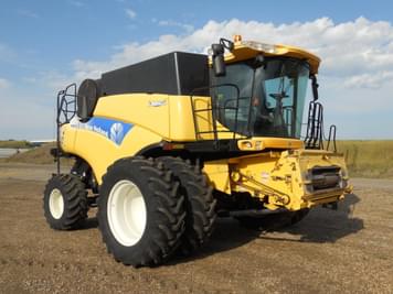 Main image New Holland CR9070
