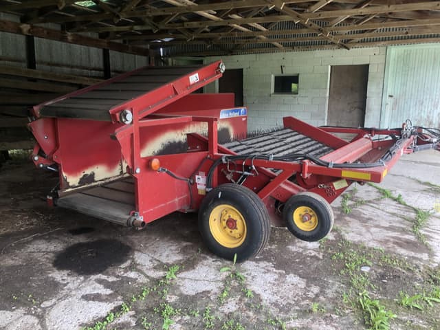 Image of New Holland H5420 equipment image 2