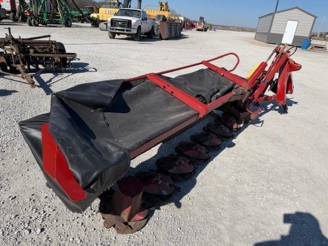 Image of New Holland H6750 equipment image 4