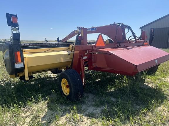 Image of New Holland H7150 equipment image 1