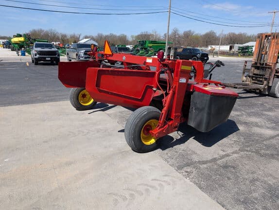 Image of New Holland H7320 equipment image 4