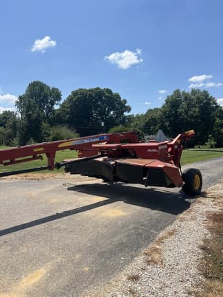 Image of New Holland H7450 equipment image 1