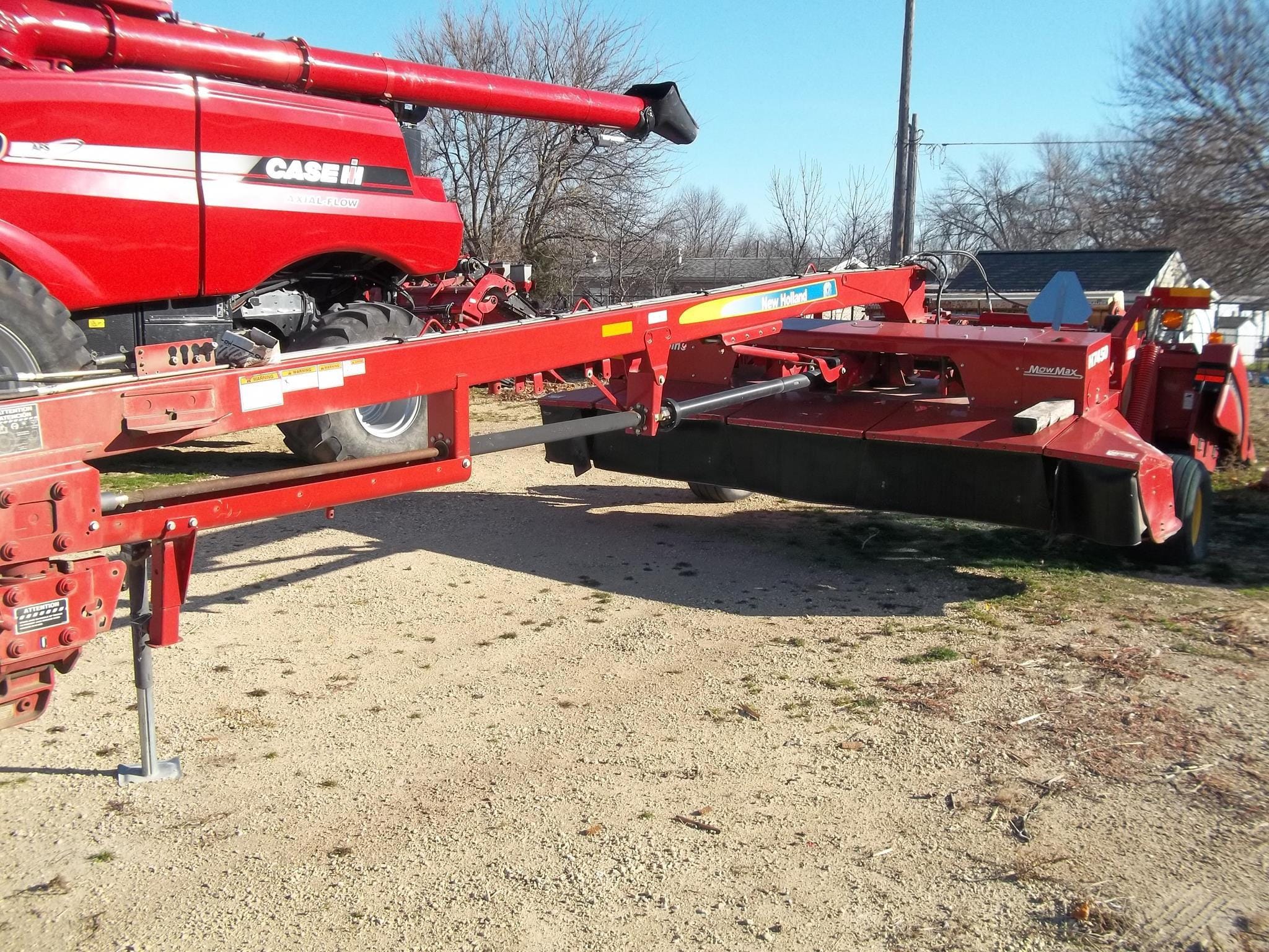2010 New Holland H7450 Equipment Image0