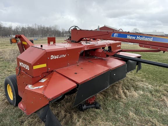 Image of New Holland H7450 Primary image