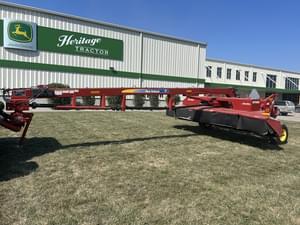 2010 New Holland H7460 Image