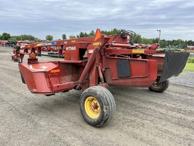 Image of New Holland H7560 equipment image 4