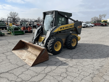 Main image New Holland L185