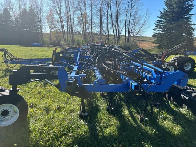 Image of New Holland P2050 equipment image 2