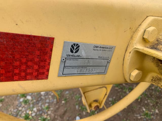 Image of New Holland Rolabar 256 equipment image 4