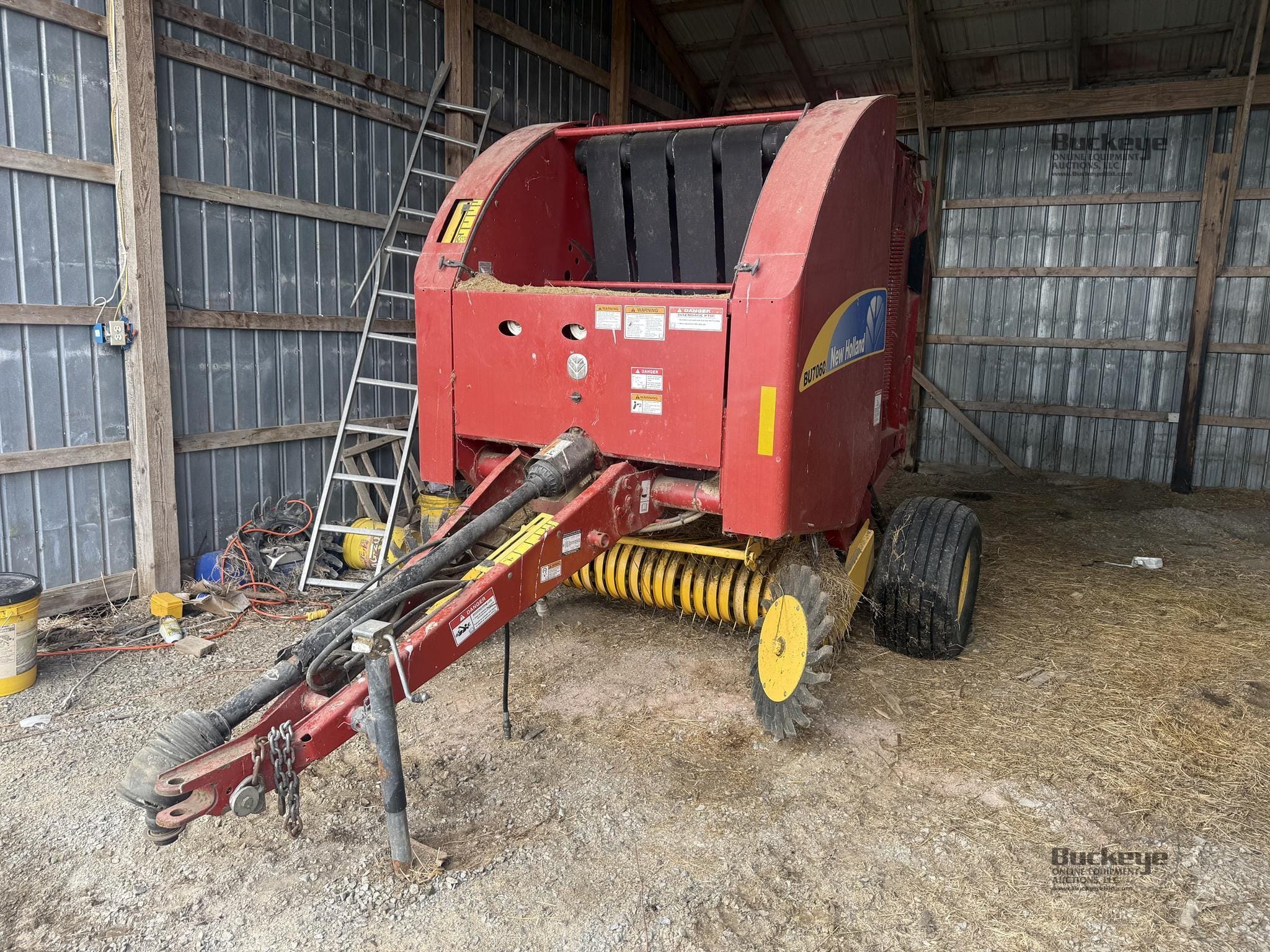 2010 New Holland RB450 Equipment Image0