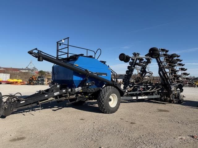 Image of New Holland SC230 equipment image 1