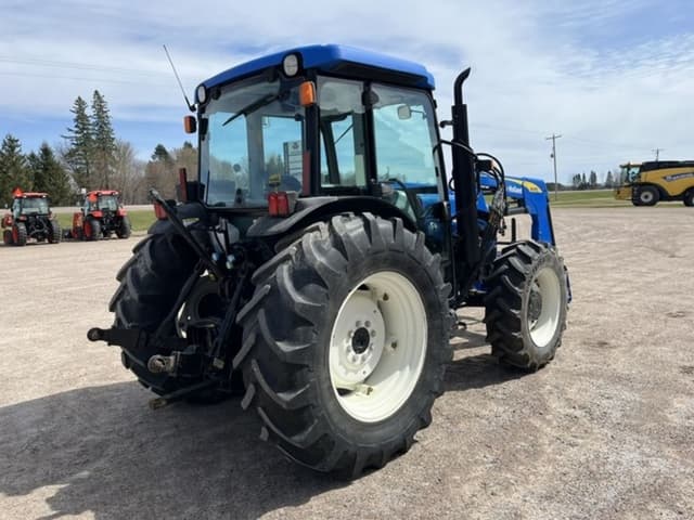 Image of New Holland T4030 equipment image 4