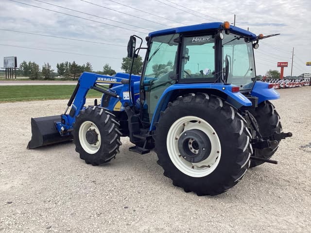 Image of New Holland T5040 equipment image 2