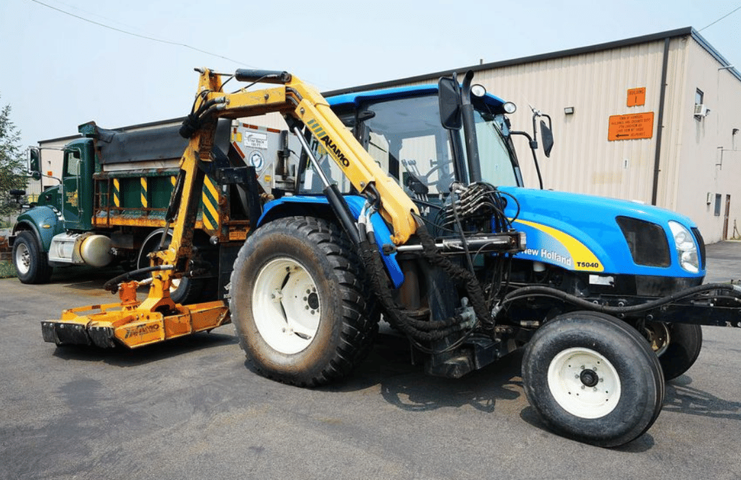 Image of New Holland T5040 Primary image