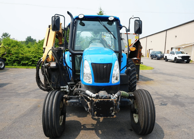 Image of New Holland T5040 equipment image 1