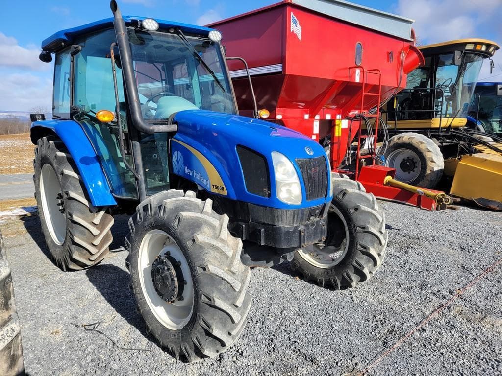 Image of New Holland T5060 Primary image