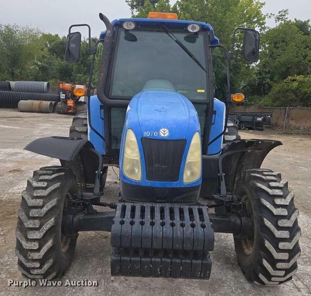 Image of New Holland T5060 equipment image 1