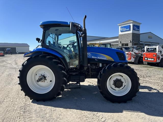 Image of New Holland T6050 Plus equipment image 1