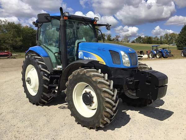 Image of New Holland T6050 Plus equipment image 1