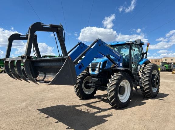 2010 New Holland T7050 Image