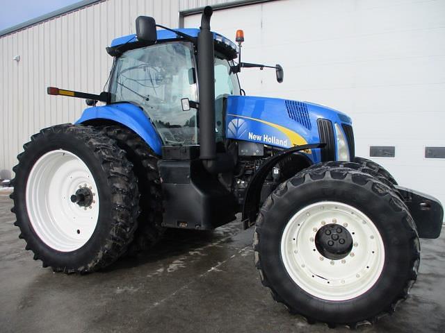 Image of New Holland T8040 equipment image 1