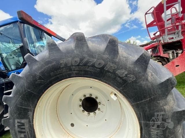 Image of New Holland T9030 equipment image 4