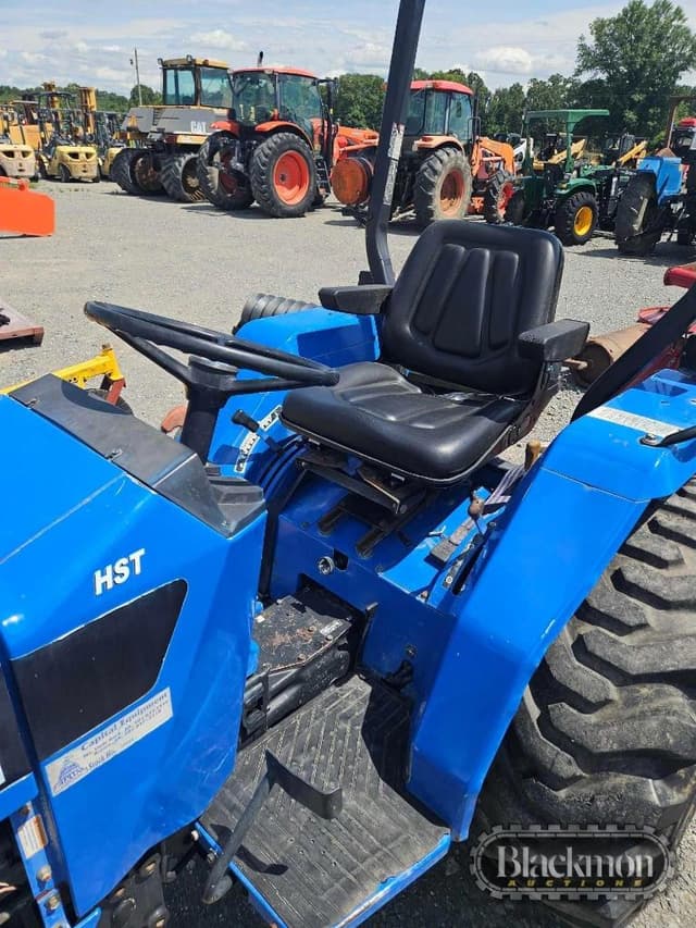 Image of New Holland TC30 equipment image 1