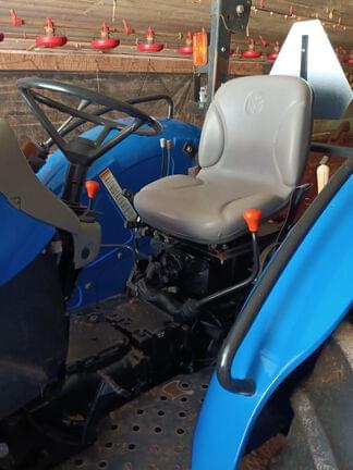 Image of New Holland TT75A equipment image 3
