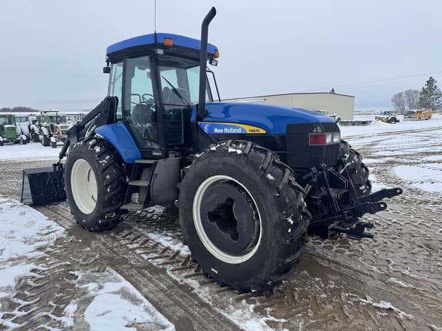Image of New Holland TV6070 equipment image 2