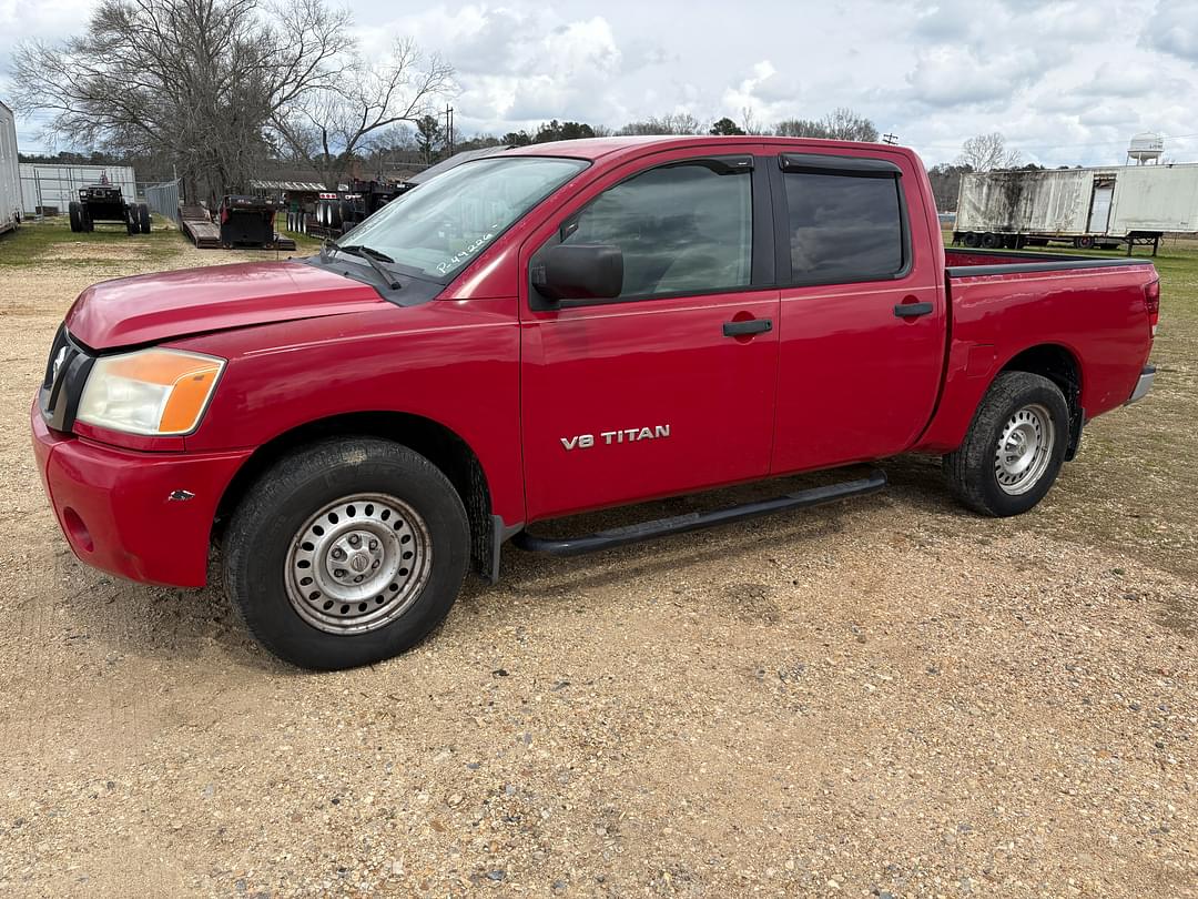 Image of Nissan Titan Primary image