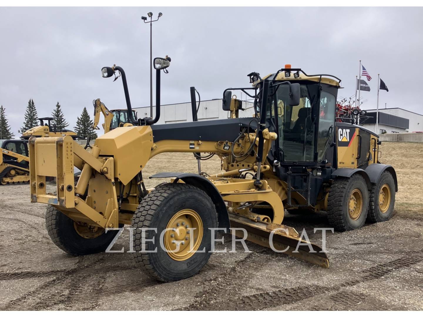 2010 Caterpillar 12M Equipment Image0