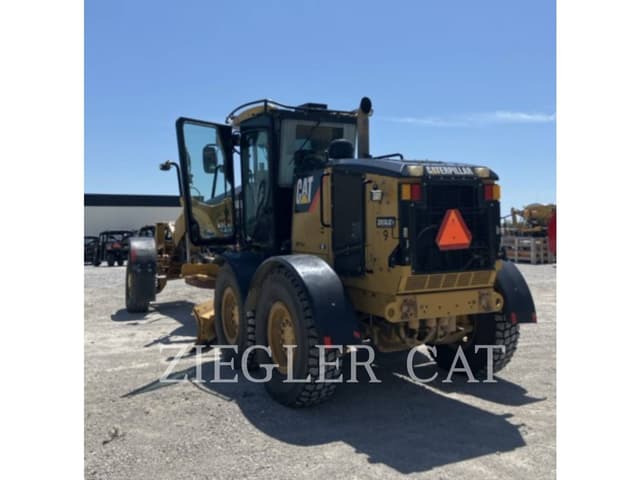 Image of Caterpillar 140MAWD equipment image 3