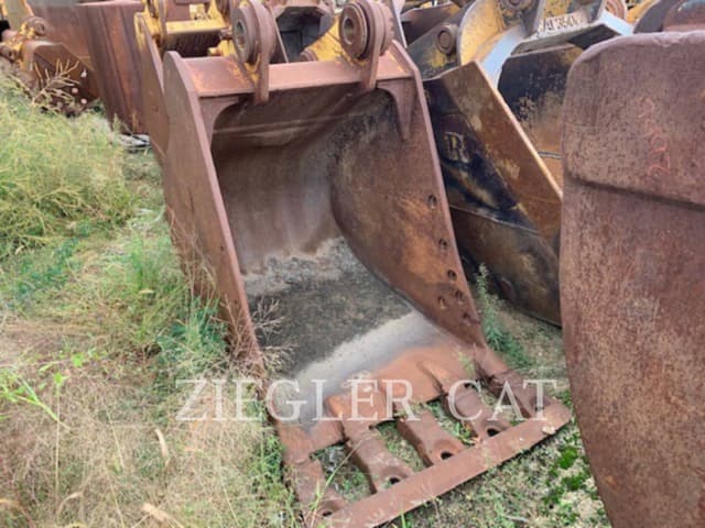 Image of Caterpillar Bucket equipment image 1