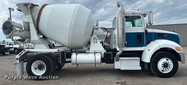 Image of Peterbilt 335 equipment image 3