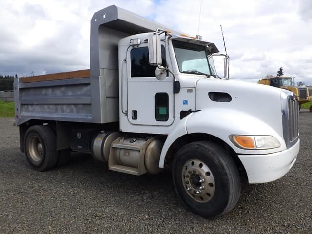 Image of Peterbilt PB337 equipment image 2