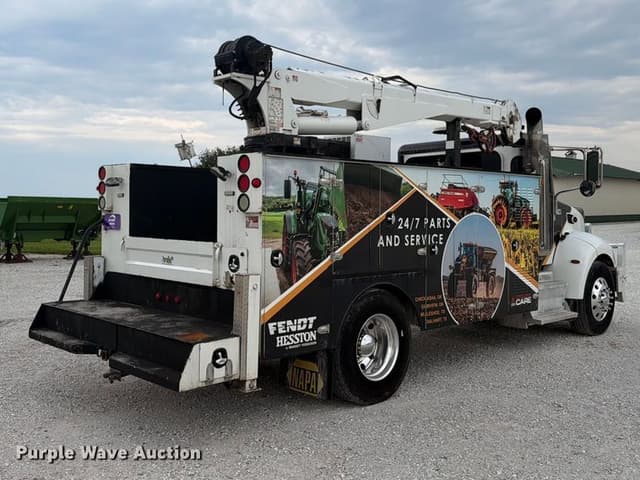 Image of Peterbilt 337 equipment image 4