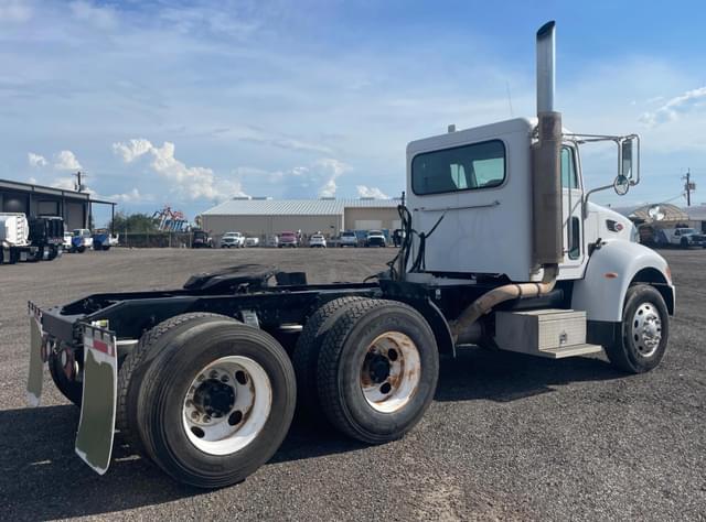 Image of Peterbilt 340 equipment image 2
