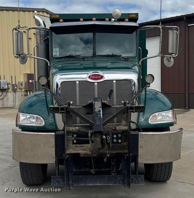 Image of Peterbilt 340 equipment image 1