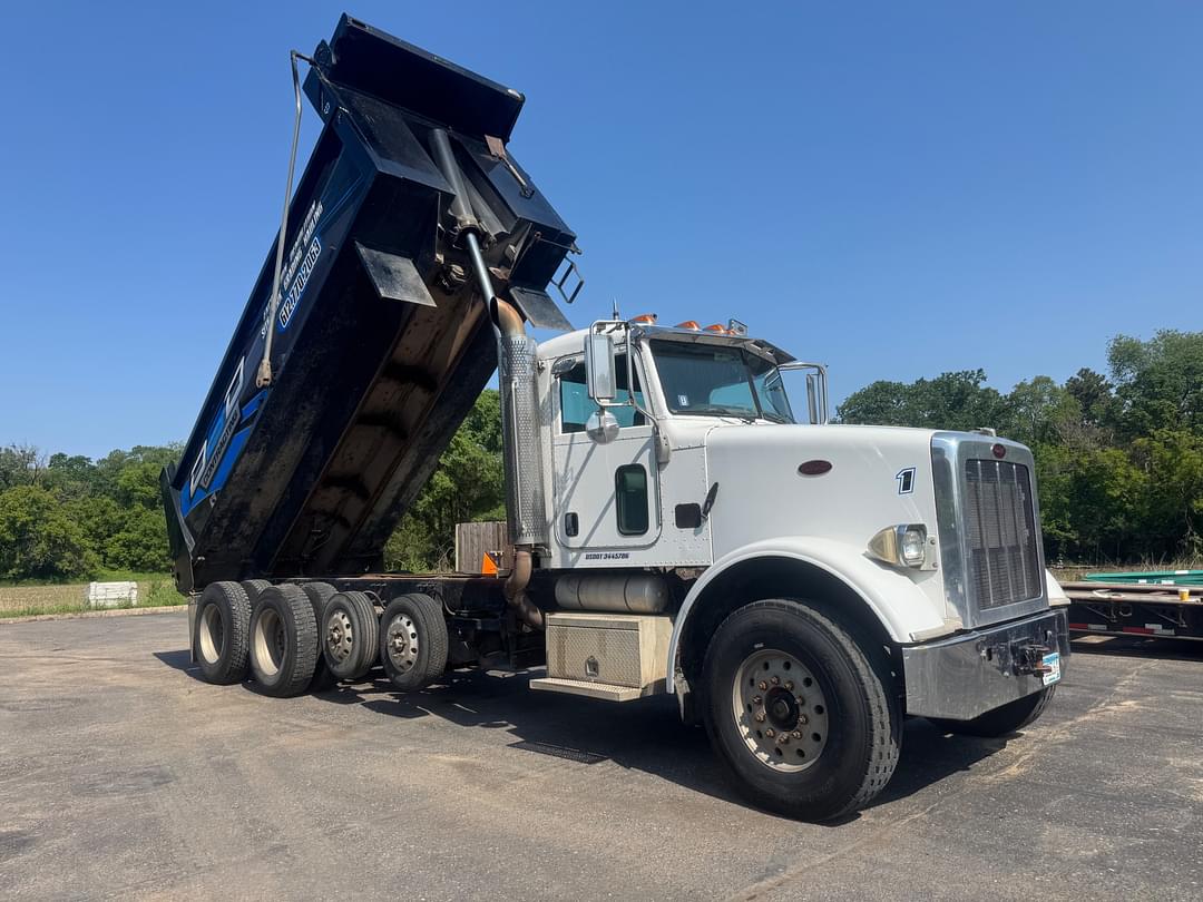 Image of Peterbilt 365 Primary image
