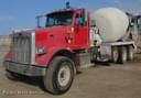 2010 Peterbilt 365 Image