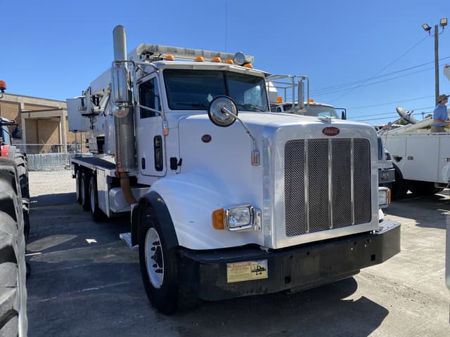 Image of Peterbilt 367 equipment image 3