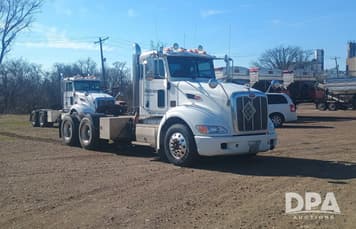 Main image Peterbilt 386