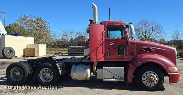 Image of Peterbilt 386 equipment image 3