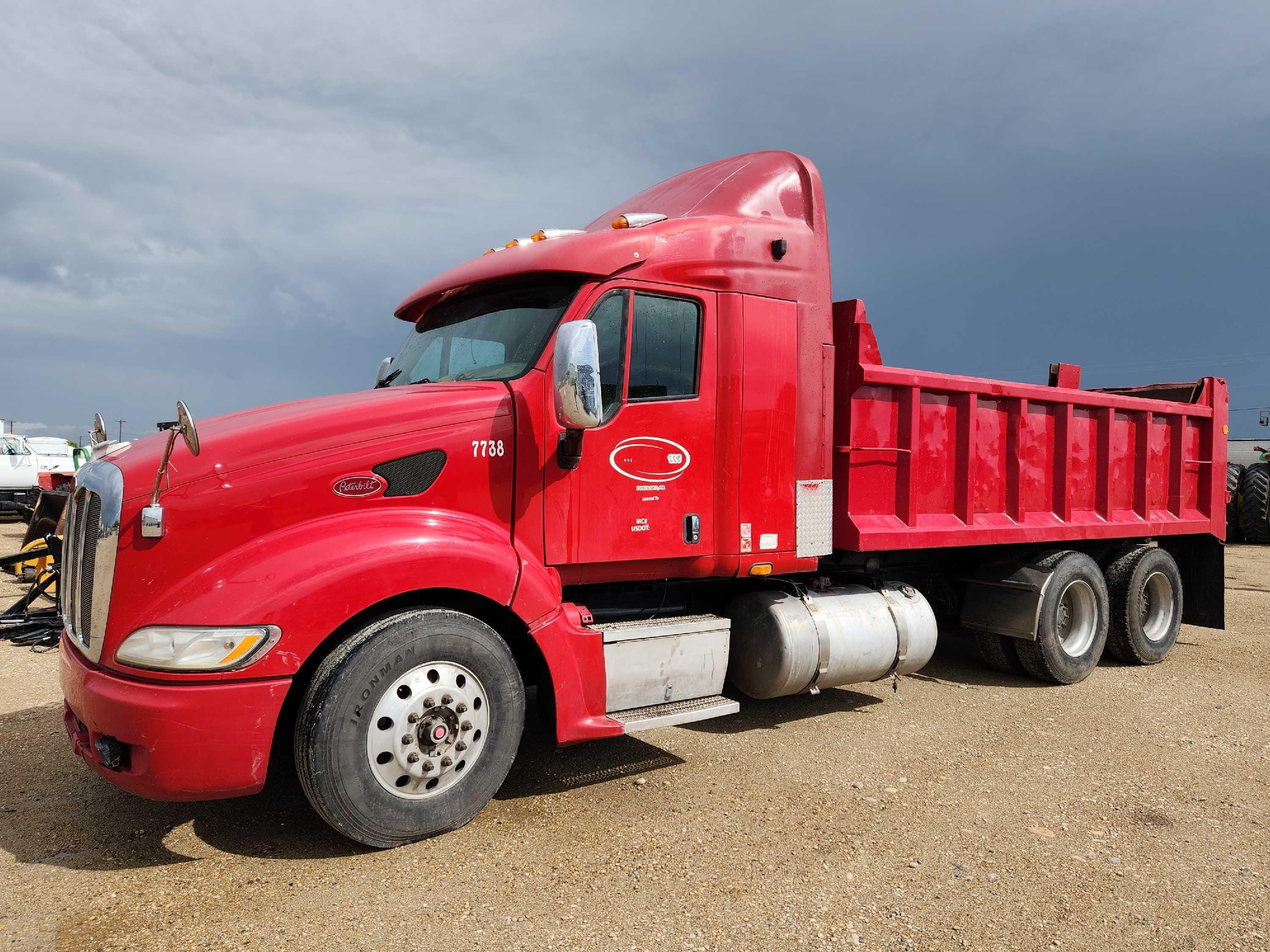 Main image Peterbilt 387