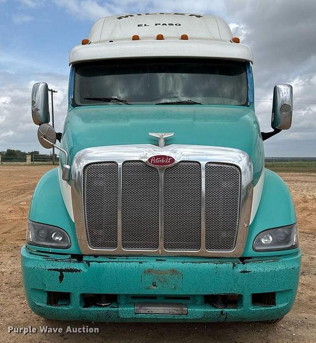 Image of Peterbilt 387 equipment image 1