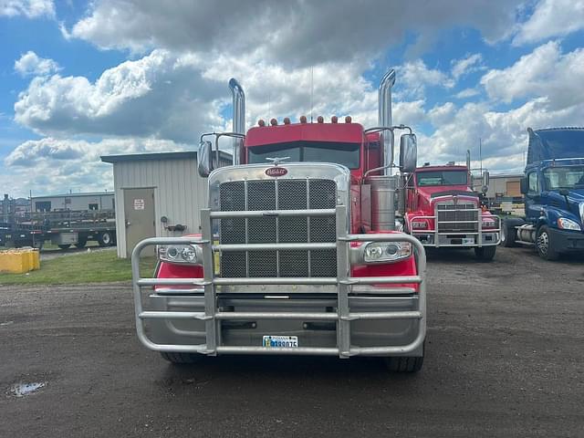Image of Peterbilt 389 equipment image 3