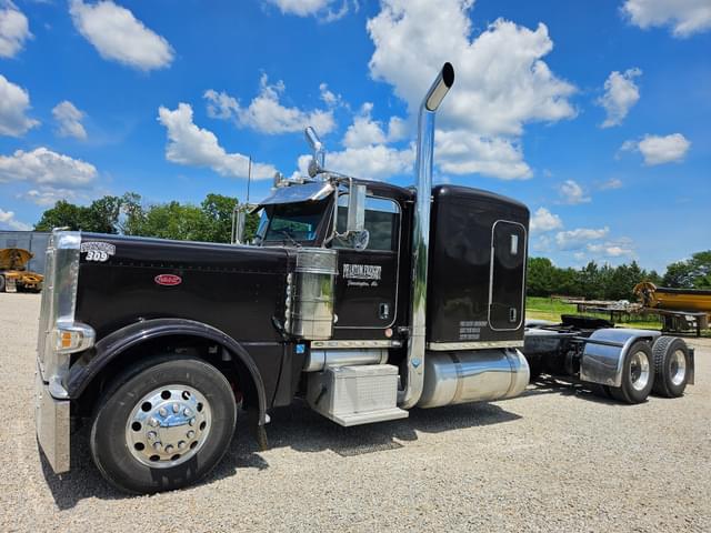 Image of Peterbilt 389 equipment image 4