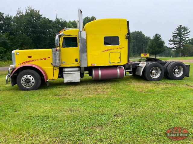 Image of Peterbilt 389 equipment image 1