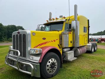 Main image Peterbilt 389