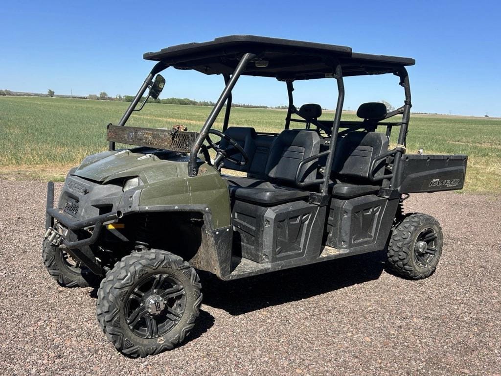 2010 Polaris Ranger Crew 800 EFI Equipment Image0